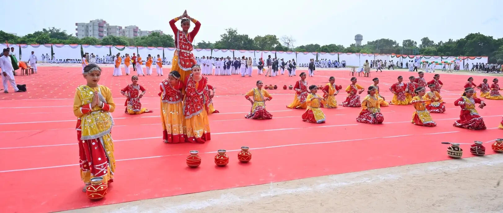 A district-level ceremony was held at Shaheed Bhagat Singh Stadium in Sirsa; the chief guest, Agriculture and Farmers' Welfare Minister Shyam Singh Rana, hoisted the flag