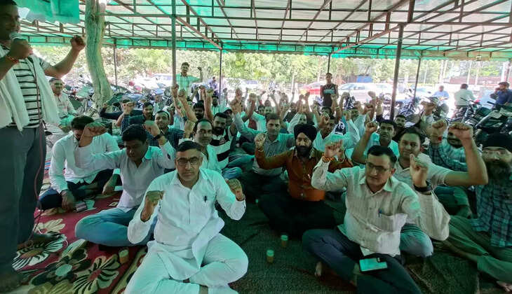  Relieving employees despite warning is condemnable: HSEB Work Union