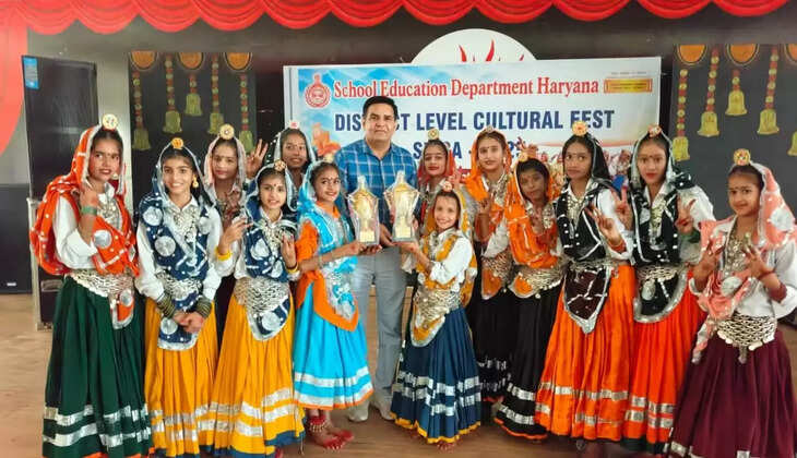 Students of Nathusari Kalan stood first in SIRSA district level cultural fest