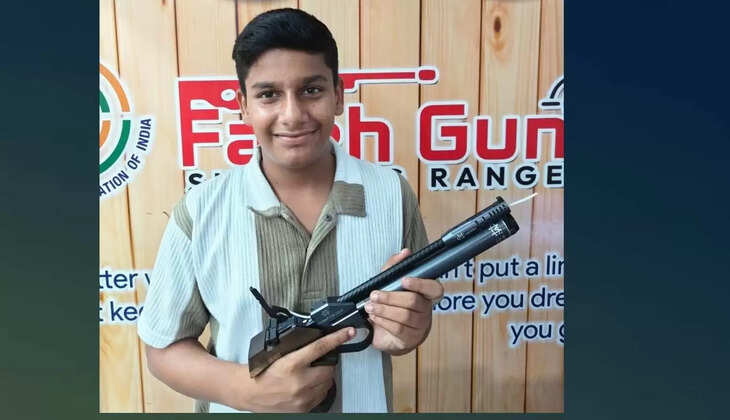Bharokhan School player Hardik won the gold medal in the 10 meter air pistol competition