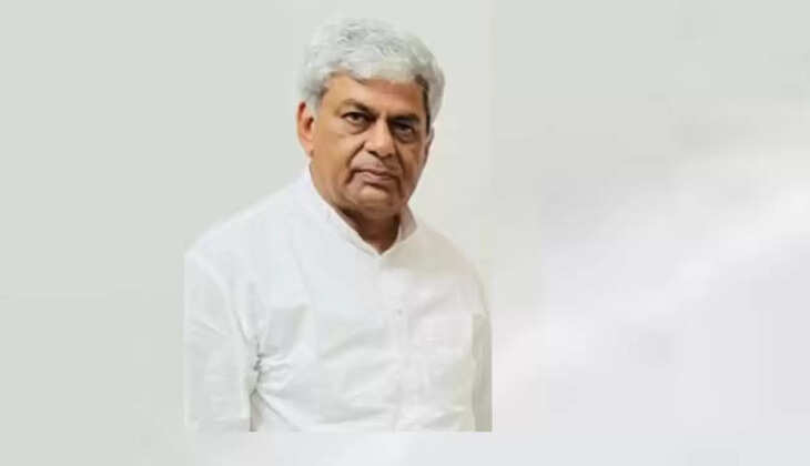 Expressing gratitude to the workers for the success of the JJP's founding rally, President Verma said that the crowd gathered proved the JJP's claim of popularity to be true