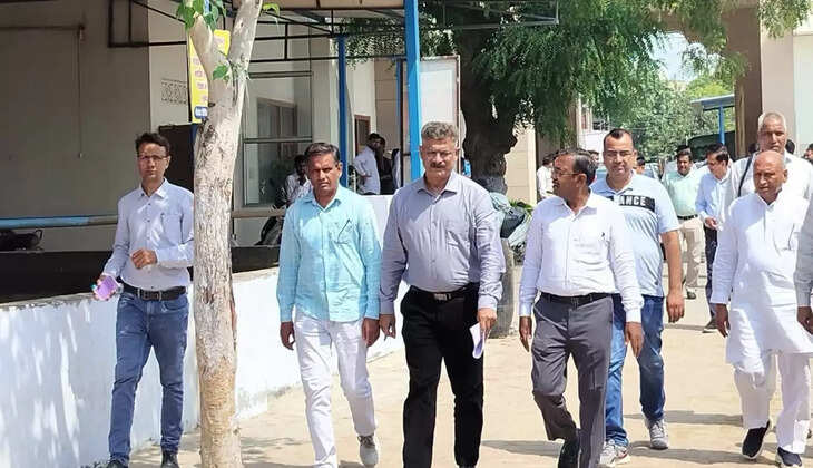 Director General of Animal Husbandry Department took stock of the preparations for the CM program in Sirsa