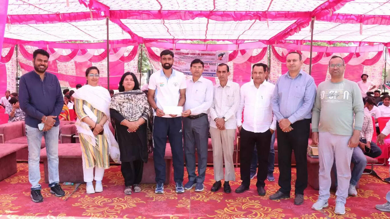 Players showed their strength in the 13th Athletic Meet at CDLU Sirsa, these became winners