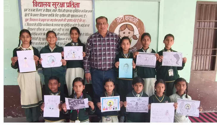 On International Women's Day, a program was organized at Bappa Government Model Sanskriti Senior Secondary School in Sirsa district