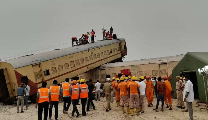 In Bikaner division, Railways, NDRF, SDRF and other agencies carried out the operation at Jamsar station yard