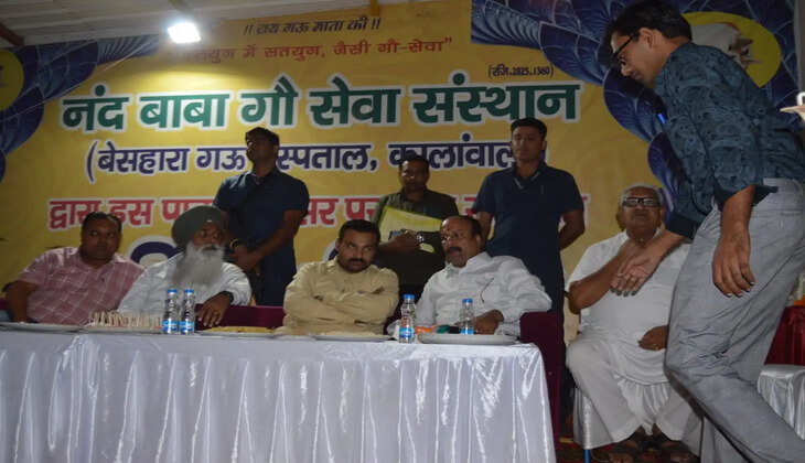 कप्तान मीनू बैनीवाल ने कालांवाली में स्थित नंद बाबा गौसेवा संस्थान का किया दौरा 