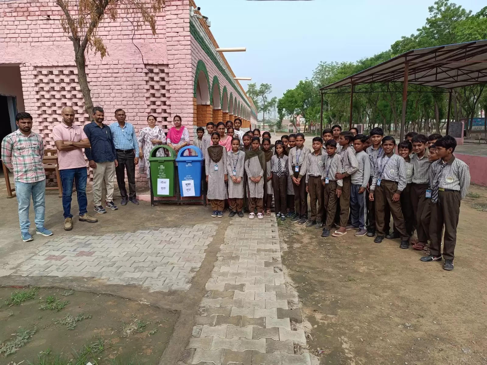 Training given to students on making vermicompost, information regarding cleanliness and use of dustbin