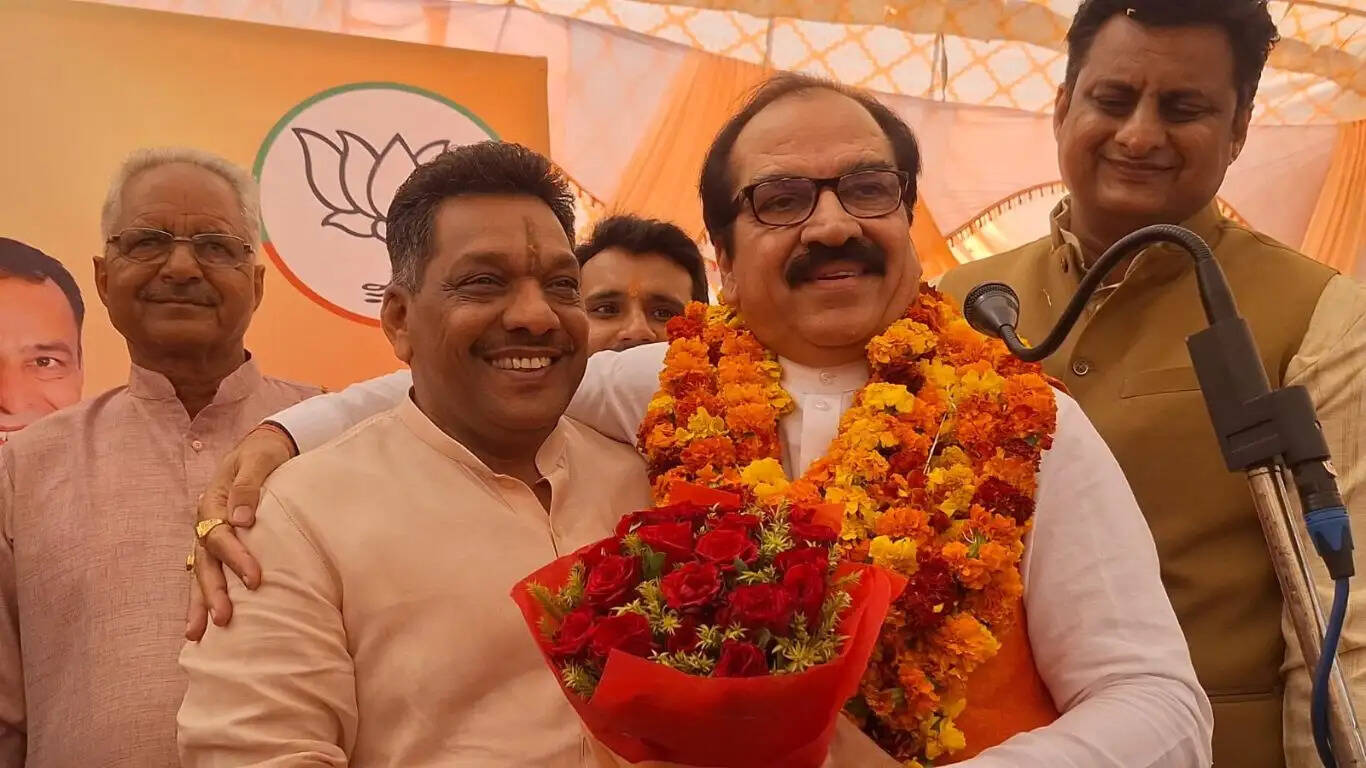 Advocate Yatindra Singh became the BJP District President in Sirsa, felicitation ceremony organized in honor of the newly appointed BJP District President