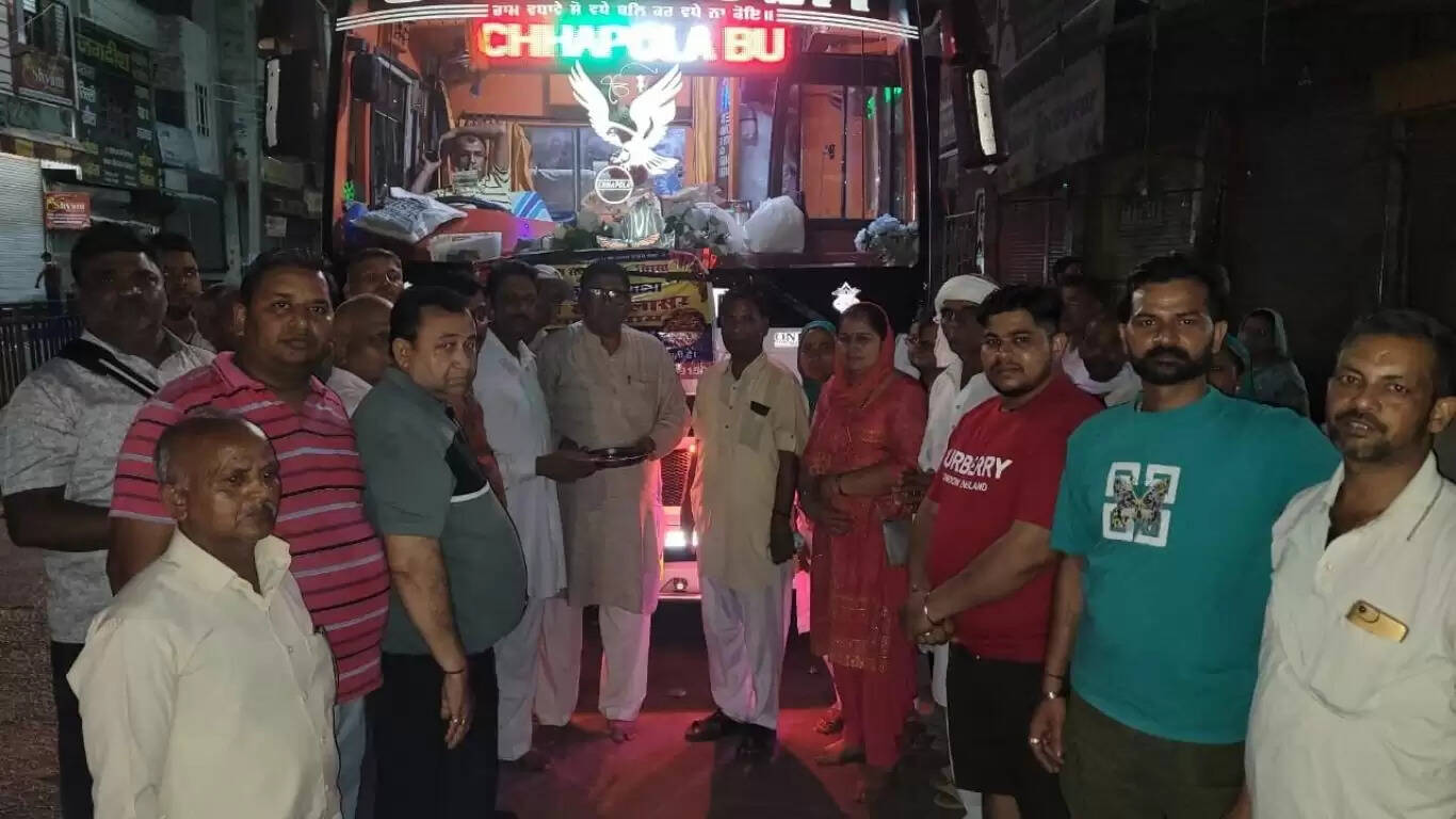 Bus of devotees left from Sirsa for religious tour of Salasar and Baba Khatu Shyam