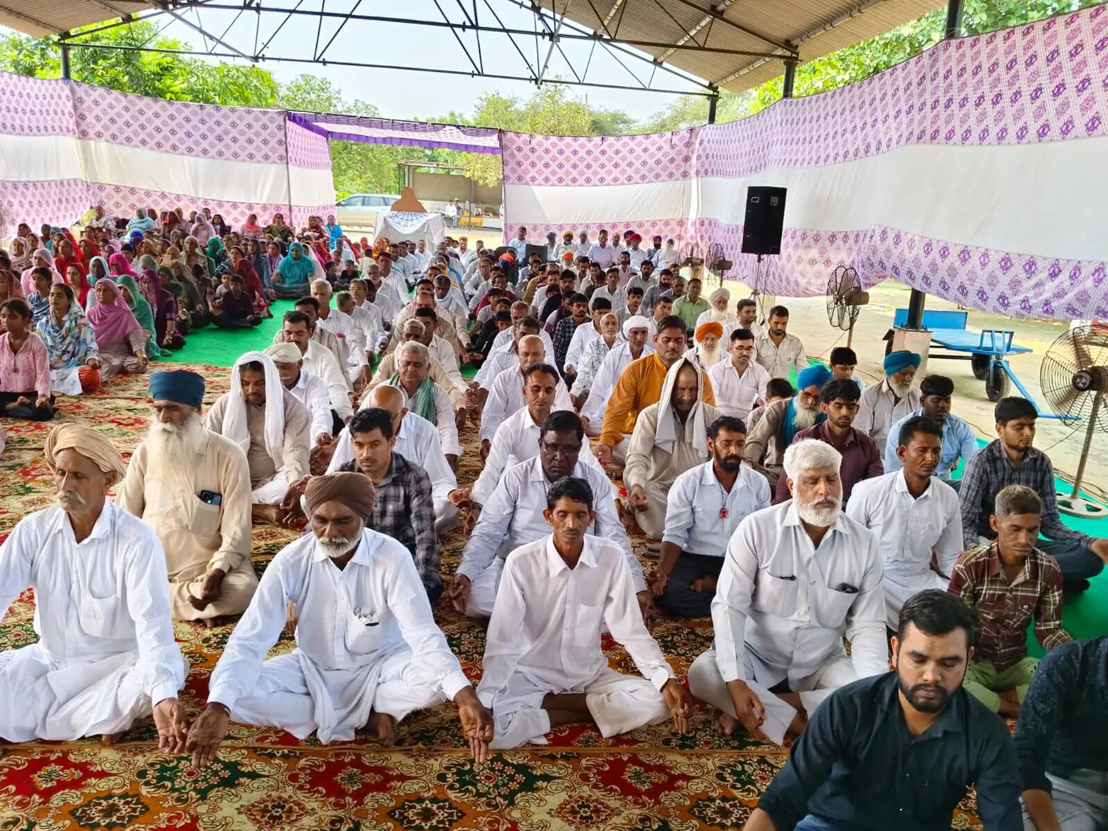 Divya Jyoti Jagrati Sansthan Ashram, Sahuwala-I: A person with unwavering faith in the Guru never wavers — Sadhvi Jiveshwari Bharti