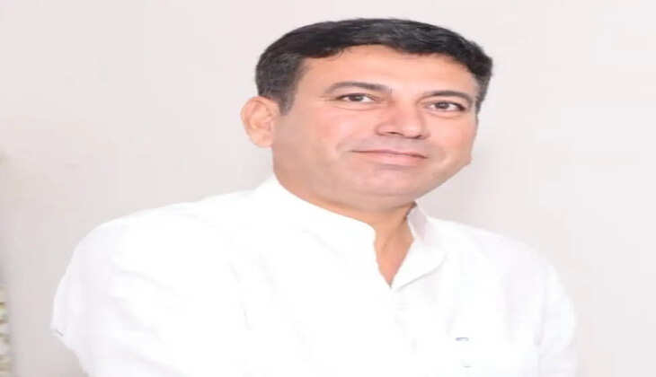 आशा वर्कर्स शांतिपूर्वक तरीके से अपना आंदोलन कर रही है