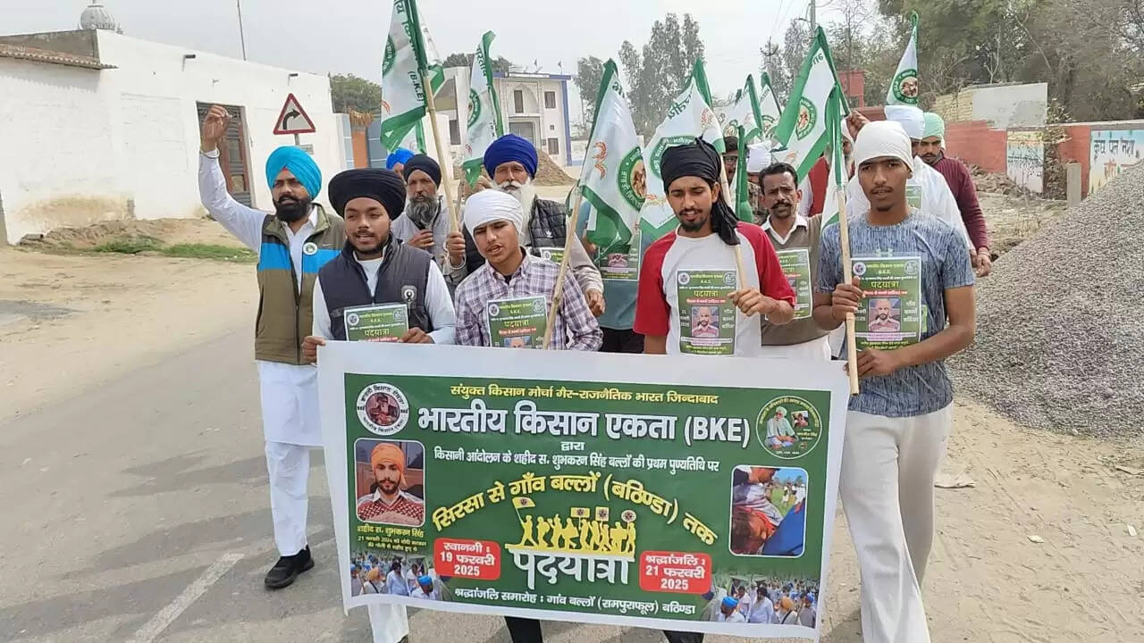 A group left on foot from Rodi village of Sirsa for the first anniversary of the martyr farmer S. Shubhkaran Singh: Lakhwinder Singh Aulakh