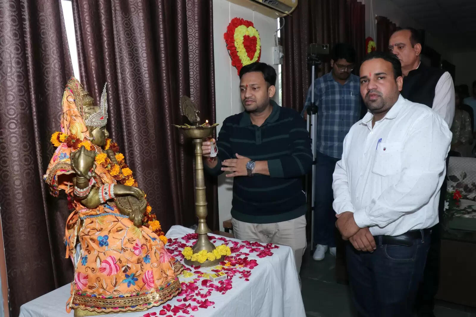 Sanjana was crowned Miss Fresher, Robin was crowned Mr. Fresher, fresher party held at Rajendra Institute of Technology and Sciences