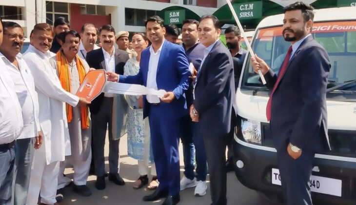 ICICI donated 6 vehicles for garbage collection in Sirsa, Haryana