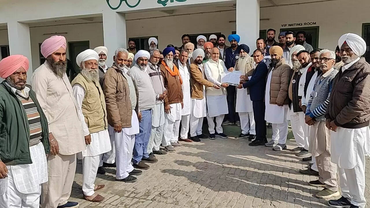 BKE submits memorandum to MLAs to raise burning demands of farmers in Haryana Assembly: Lakhwinder Singh Aulakh