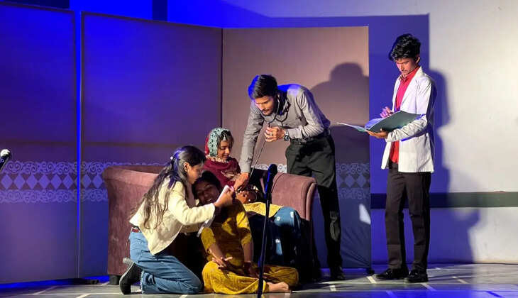 In Sirsa, women were made aware of their rights through the play 'Rabri