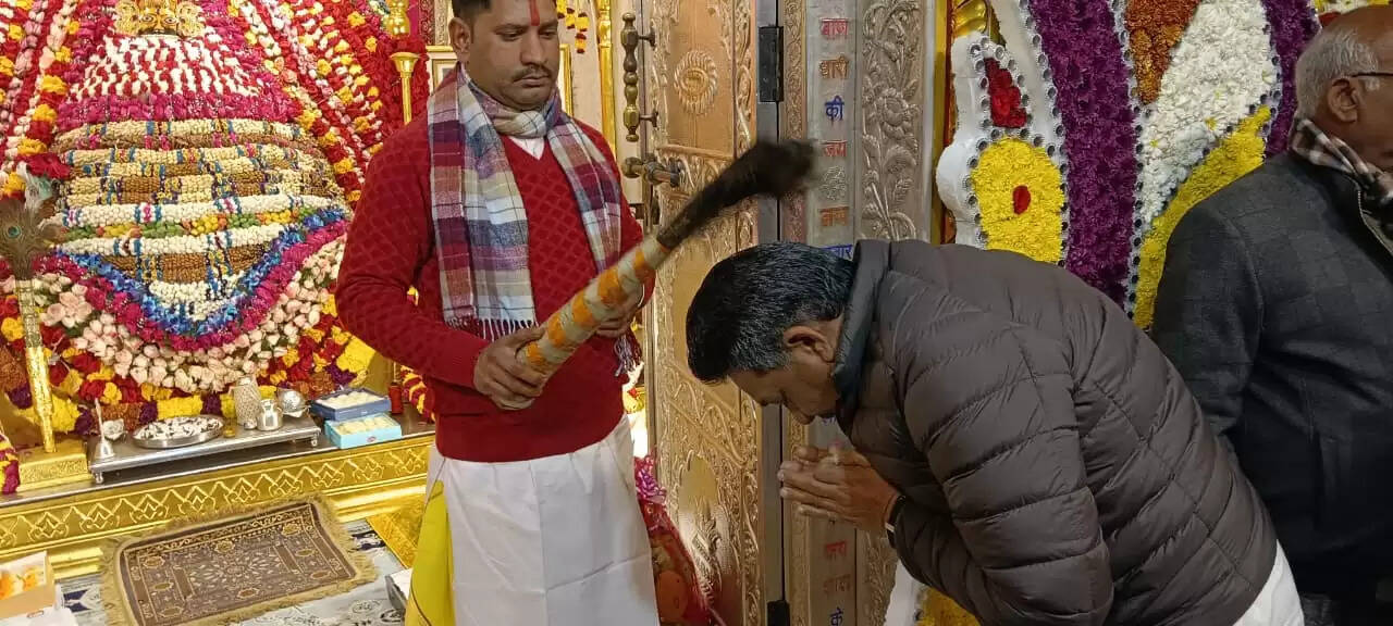 I chant your name on the rosary of my breaths… Shyam devotees danced to the hymn, Baba Shyam's fair was held at Khatu Shyam Dham