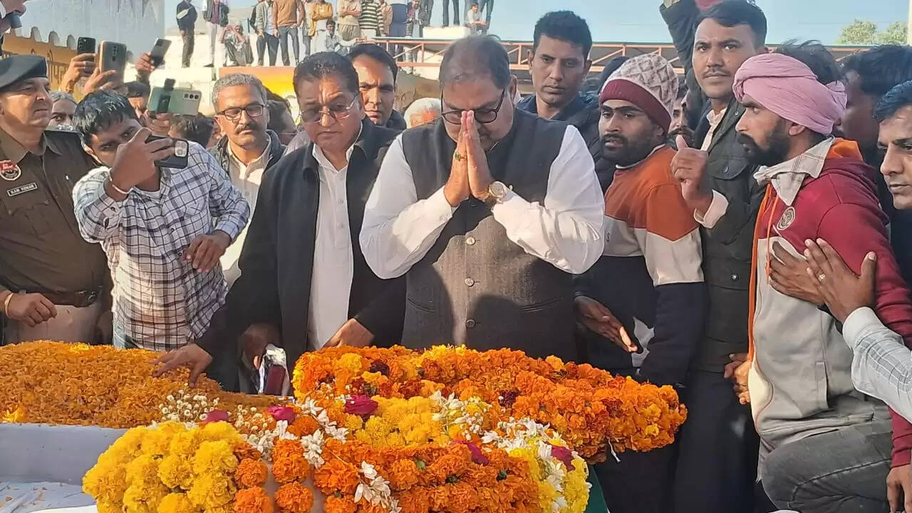 SSB jawan Surjeet was cremated with full state honours at the sports ground in his village Dhukda