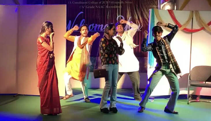 जेसीडी कॉलेज ऑफ  एजुकेशन सिरसा के सभागार में हुआ नाटक मंचन 