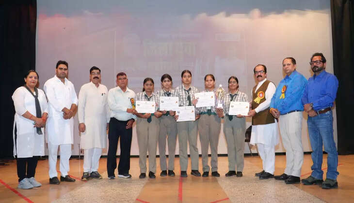Colourful conclusion of 2-day youth festival in Sirsa, ITI girl students presented cultural worship and various dance performances