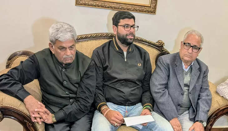 The government, stunned by the success of the JJP rally, withdrew the security of JJP leaders: Digvijay Singh Chautala