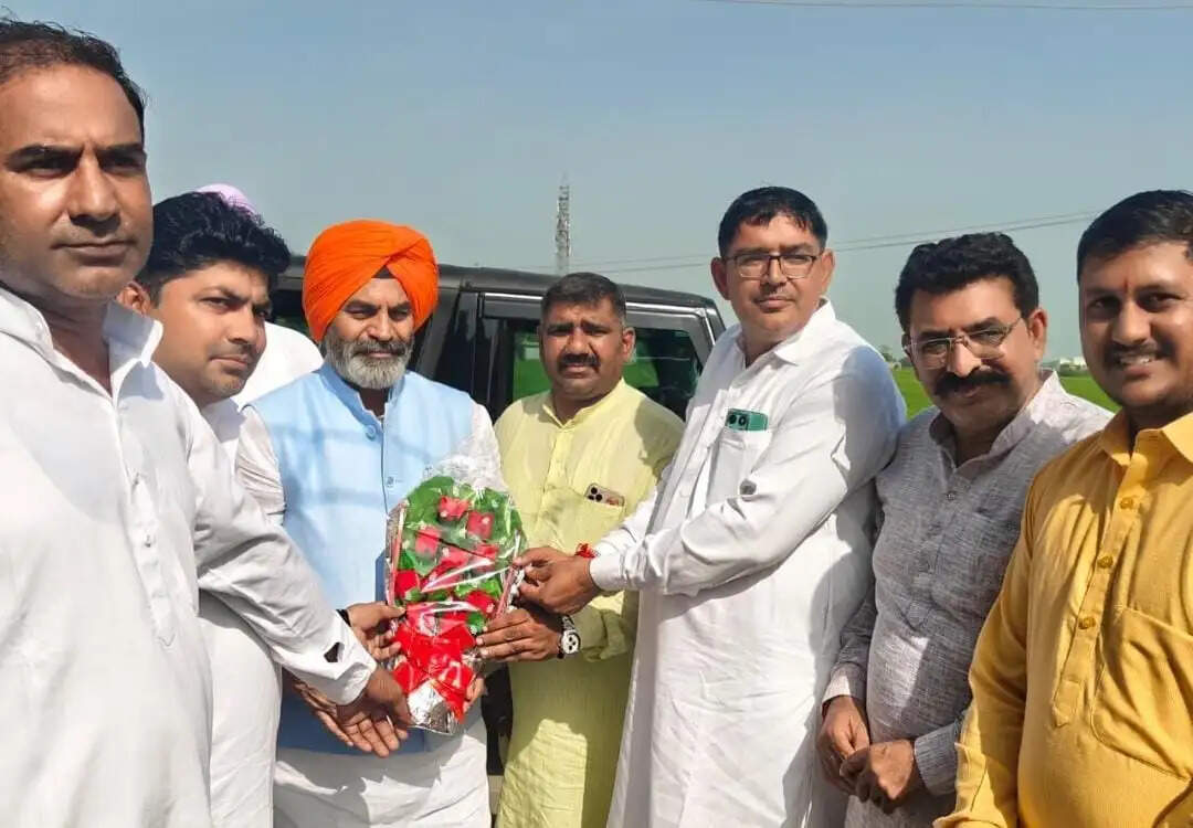 In Sirsa, BJP in-charge Bharat Bhushan Juyal infused enthusiasm into the organization and gave the mantra for strengthening it right down to the booth level