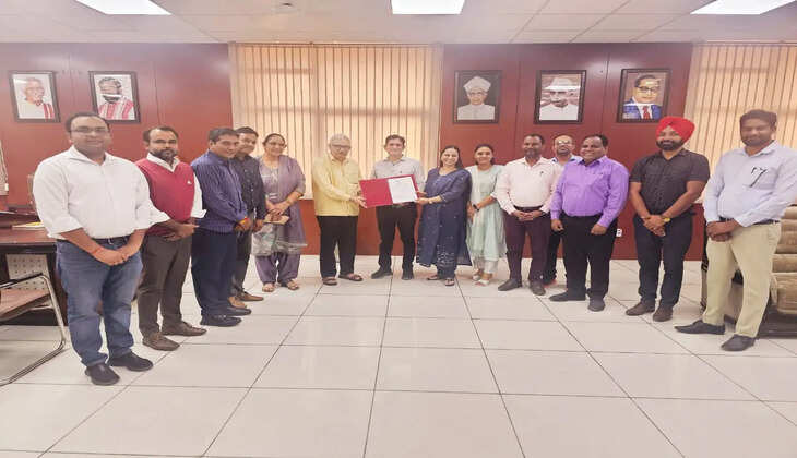 First MoU signed between Career Counseling and Industry Cell of Haryana's CDLU