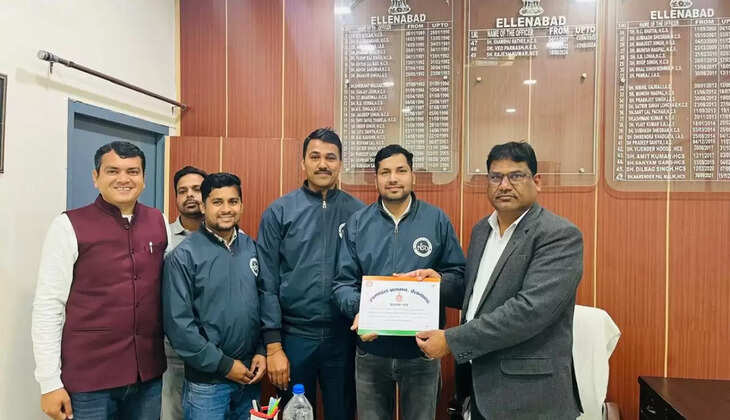 SDM honored National Social Organization Sirsa