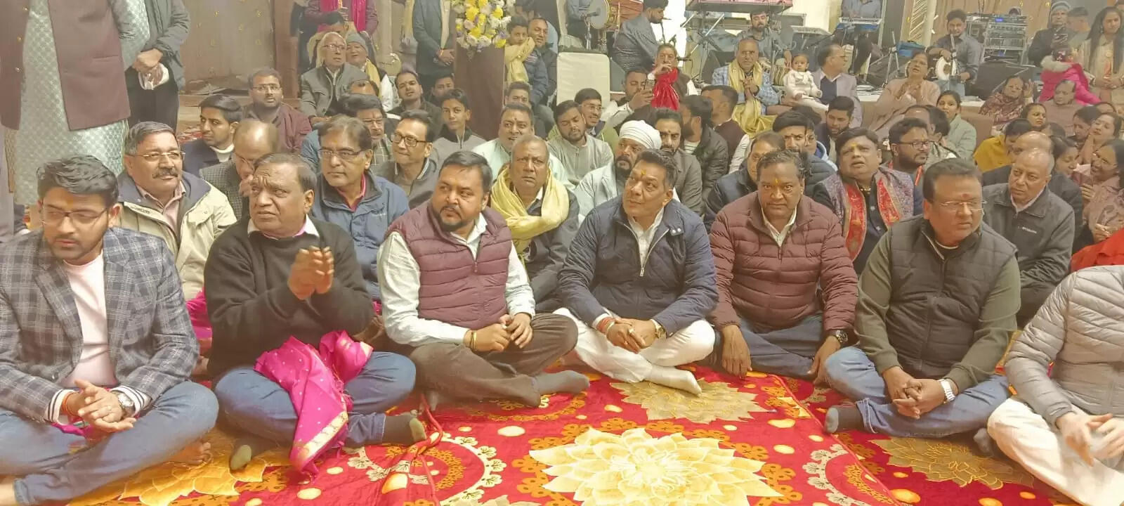On the third day of Shri Shyam Khatu Mahotsav in Sirsa, devotees chanted Shri Shyam Bhajan and took a dip in the Ganga