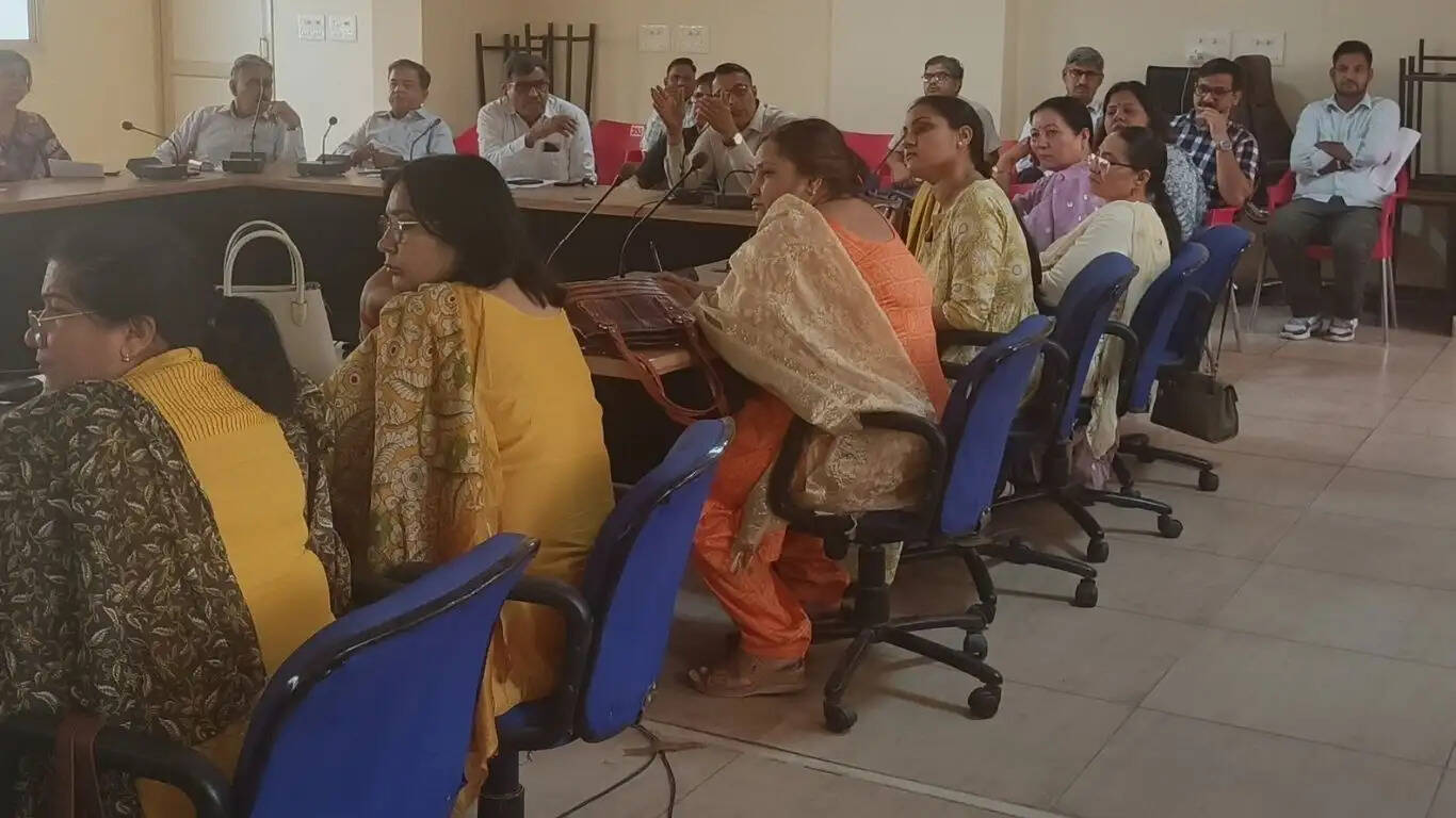 Meeting organized for PG curriculum and credit framework as per NEP 2020 at Sirsa CDL University