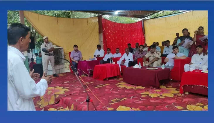 Night stay program organized in Ali Mohammad village of SIRSA, ADC heard the problems of the villagers