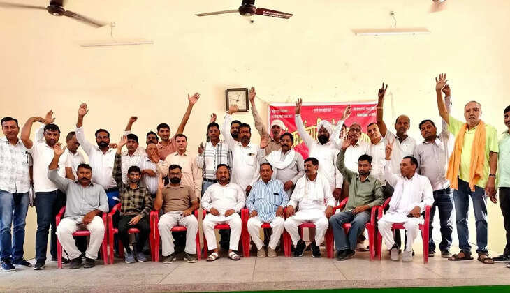 Lalit Solanki of Sarva Karamchari Sangh Haryana unanimously became the Block Pradhan