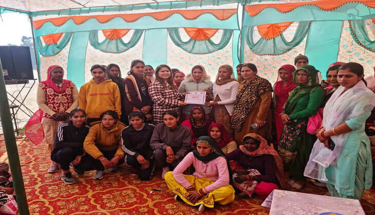 गांव जसानियां की धोली मटका दौड़ में 8 वीं बार खंड स्तर पर रही प्रथम