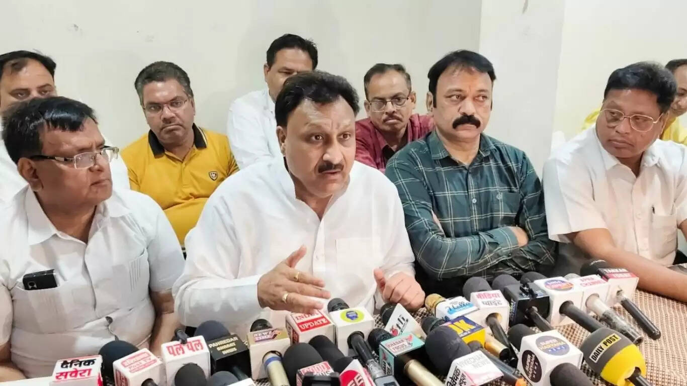 Even after the announcement, the central government did not start the work of connecting the railway line from Hisar to Sirsa: Bajrang Garg