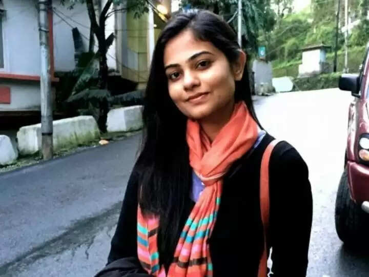 IAS Artika Shukla