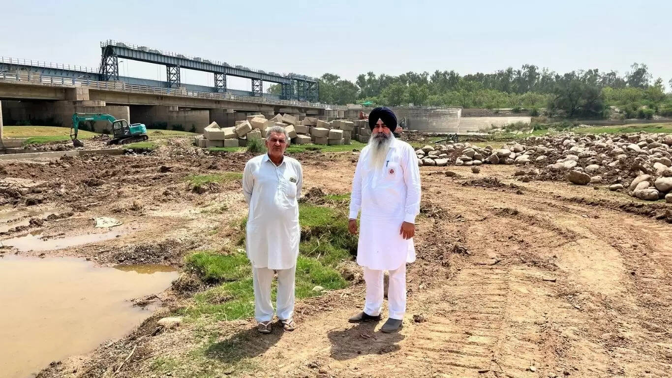 Due to further release of water from Ghaggar river, farmers are deprived of irrigation for sowing of Narma-Cotton: Lakhwinder Singh Aulakh
