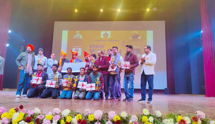 एकल लोक गायन में सिरसा का दीपक प्रथम स्थान पर रहा