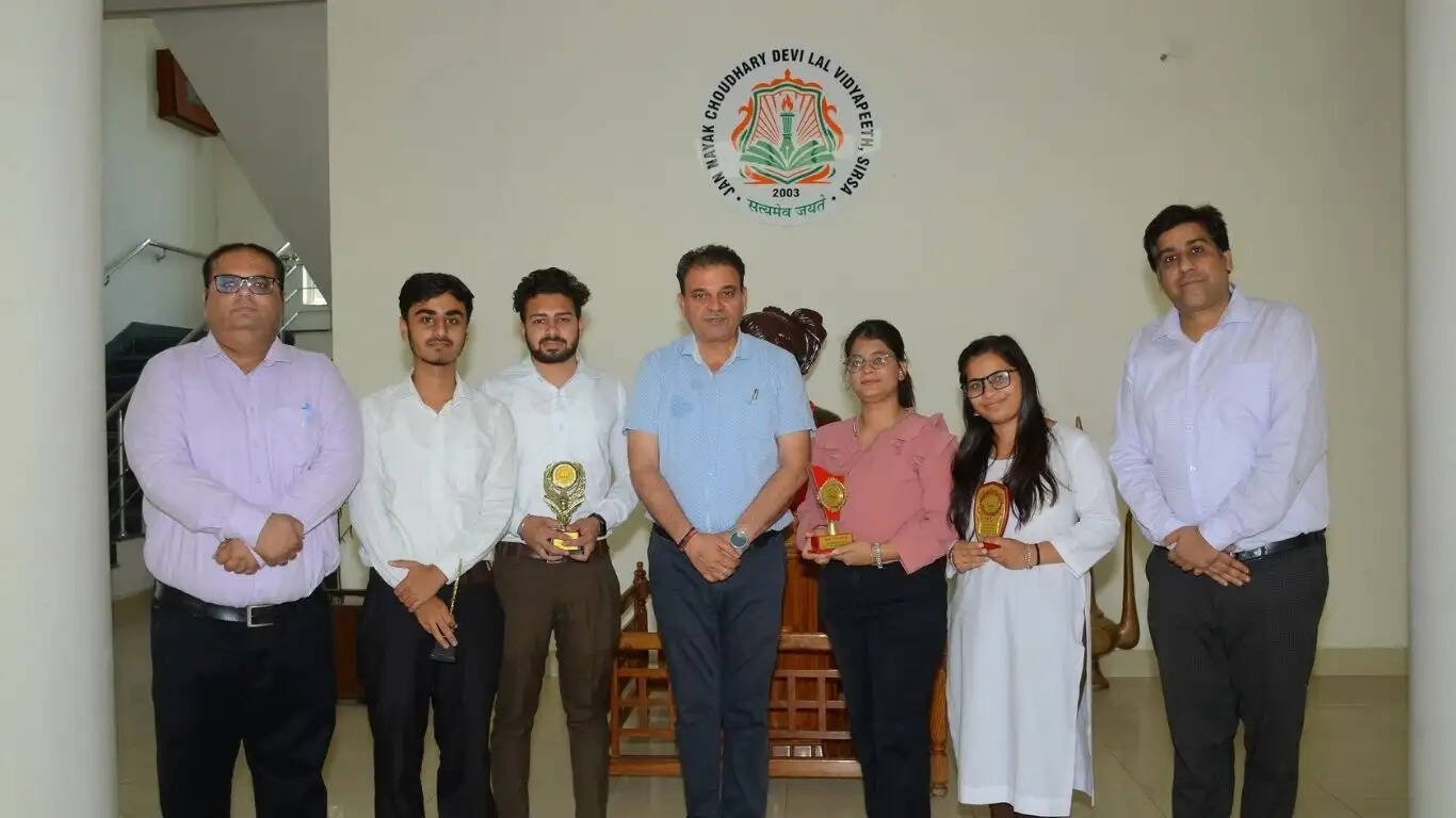 Sirsa JCD Pharmacy College students Sangam and Arun got first place in the district