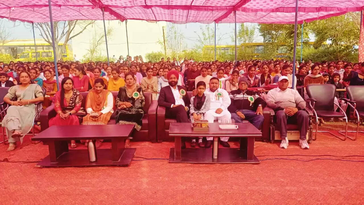 Annual function and talent award ceremony organized at KRM College Jamal in Sirsa district
