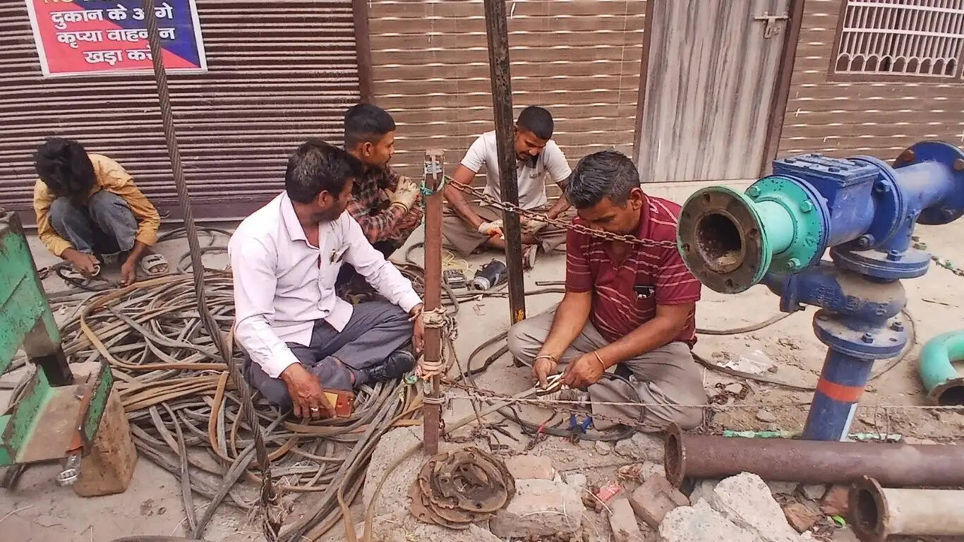 CM took cognizance of the letter of former city councilor of Sirsa Neetu Soni, the department got the tubewell repaired