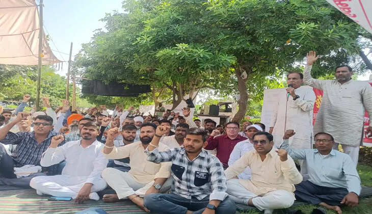 मंत्री व अधिकारियों की हठधर्मिता के खिलाफ बिजली कर्मचारी : राजेश सांगवान