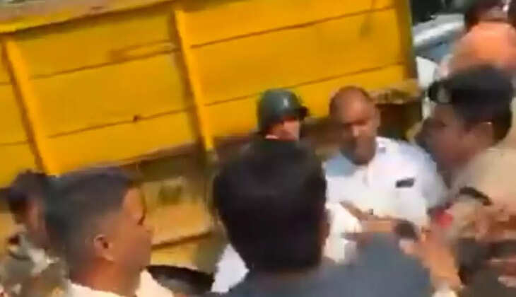 Farmer leader Gurnam Singh Chaduni, upset over non-purchase of paddy, slapped an officer.