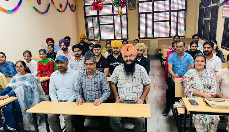  Pledge taken to celebrate pollution free Diwali in Sirsa CDLU