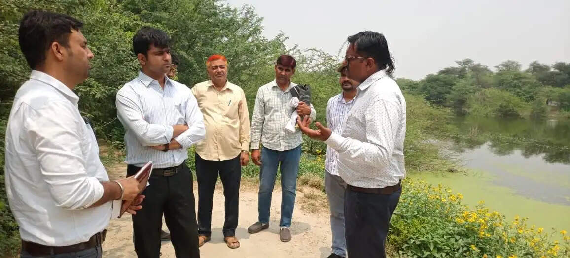 SDM Arpit Sangal inspected the Semanala in Dabwali and Jogewala villages and gave these instructions