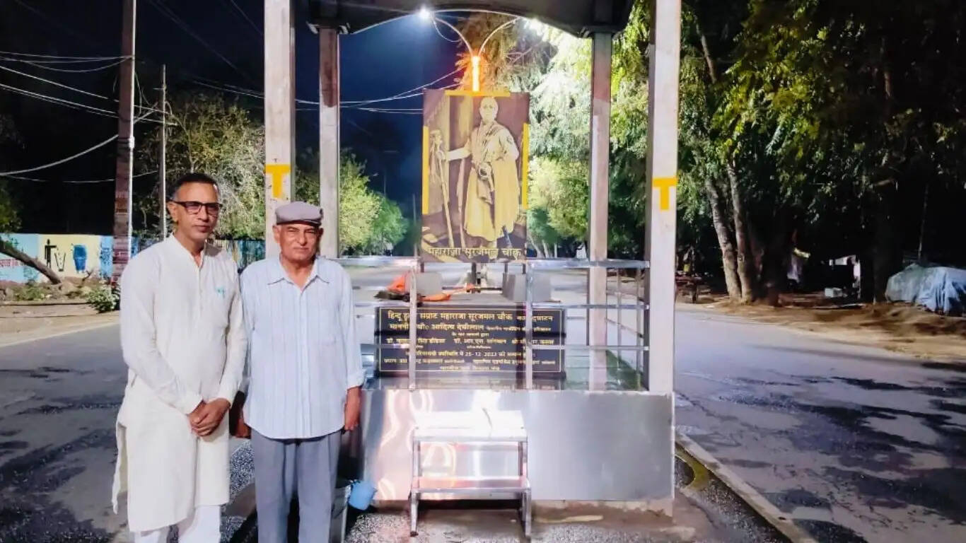 Retired Patwari Bhagirath Kaswan of Maharaja Surajmal Chowk in Sirsa cleans it daily