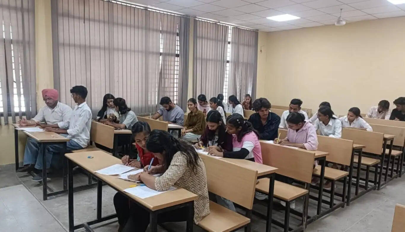 Essay competition organized by Journalism and Mass Communication Department in CDLU Sirsa, these became winners
