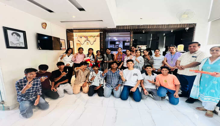 Students of Shri Ram New Sutlej School, Sirsa made their mark in the 10th class board exams