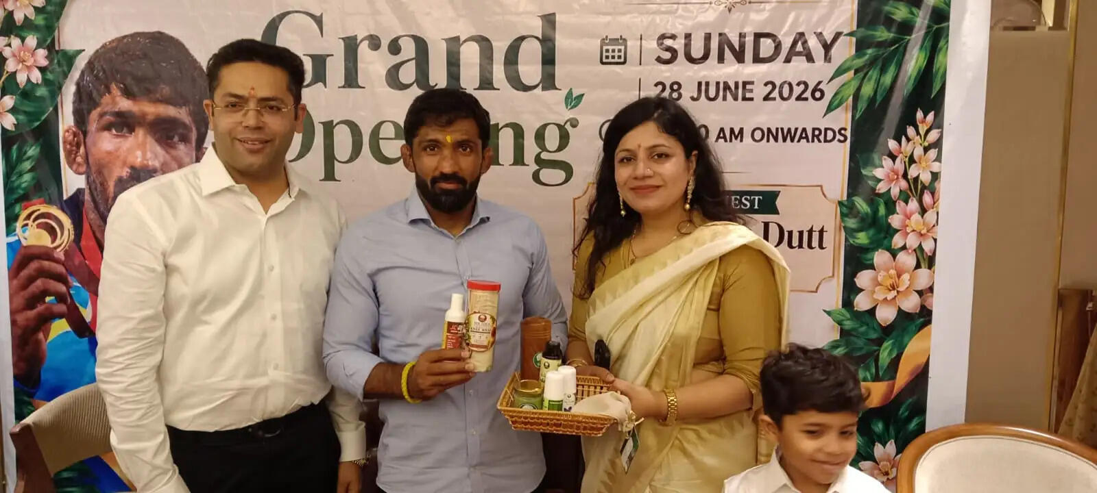 Padma Shri awardee wrestler Yogeshwar Dutt inaugurated the Sol Aqua Wellness Center in Sirsa