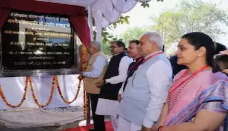 Vice President Jagdeep Dhankhar laid the foundation stone of a grand museum in the name of former CM Chaudhary Om Prakash Chautala at JCD Sirsa